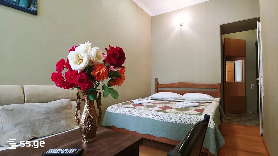 6 room Hotel For Rent. Vera