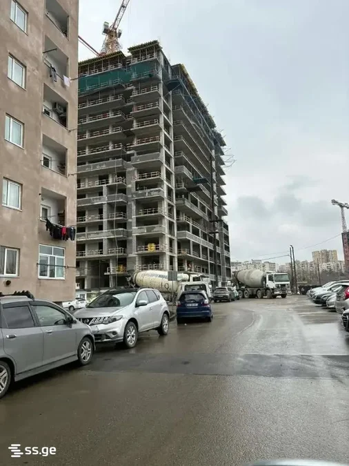 4-комнатная квартира Продаётся. Масиви Месами