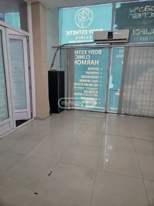 Универсальная коммерческая площадь в районе Агмашенебели