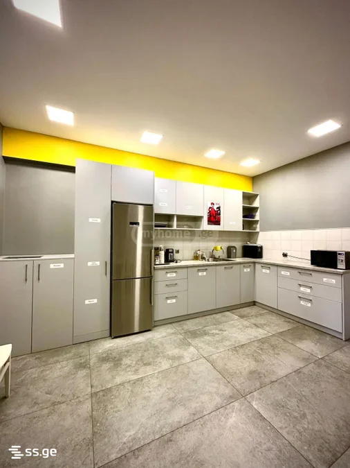 Коммерческое помещение/офис 250 м² в Ваке