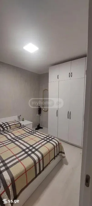 1+1 на Takaishvili Street 105 Bagrationi District