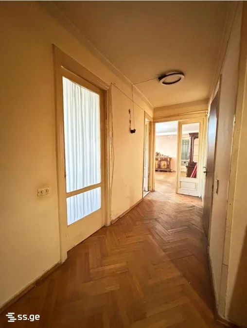Коммерческое помещение на Sairme St Saburtalo