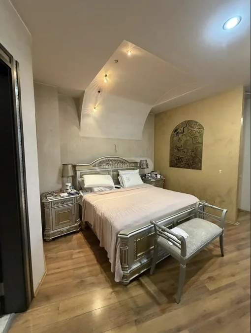 Ул. Иване Тархнишвили, 9: 4-комнатная, 140.0 м²