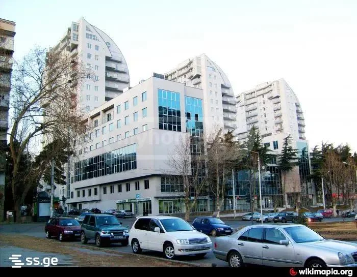 Паркинг на Vazha-Pshavela Ave 1 Saburtalo