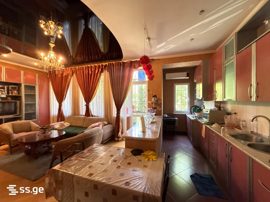 3 room Flat For Sale. Districts of Vazha-Pshavela