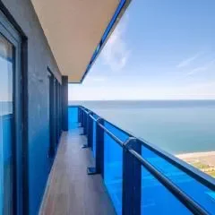 Роскошные апартаменты с видом на море - Orbi City