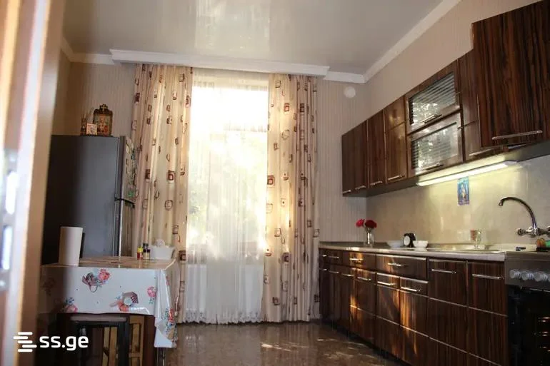 9 комнатный Частный Дом Продаётся. Диди Дигоми