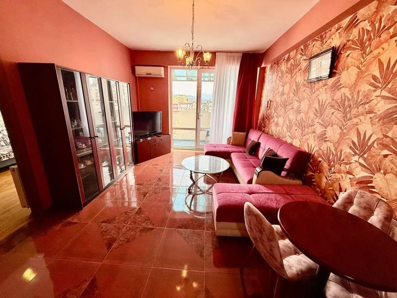3-комнатная квартира, 90 м², ул. Зураба Горгиладзе 82