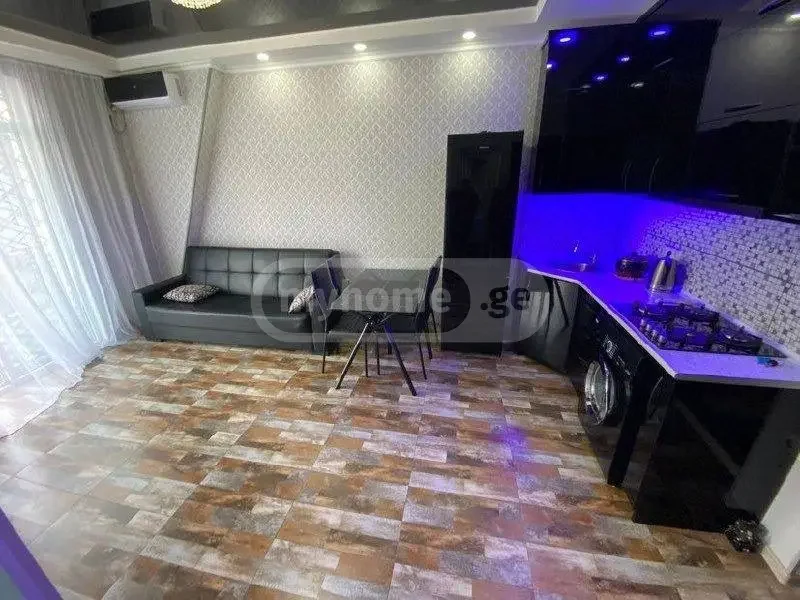 2 комнаты в районе Руставели