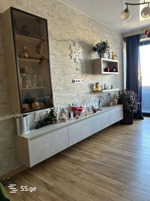 5-комнатная квартира на продажу. Варкетили