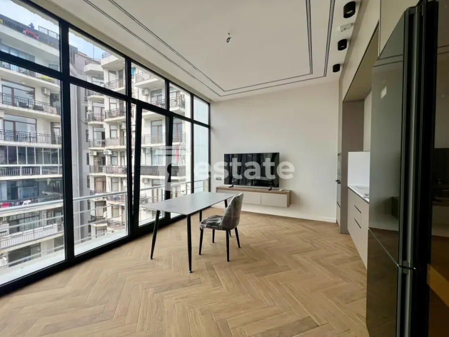 2+1 возле парка 6 Мая, $164000