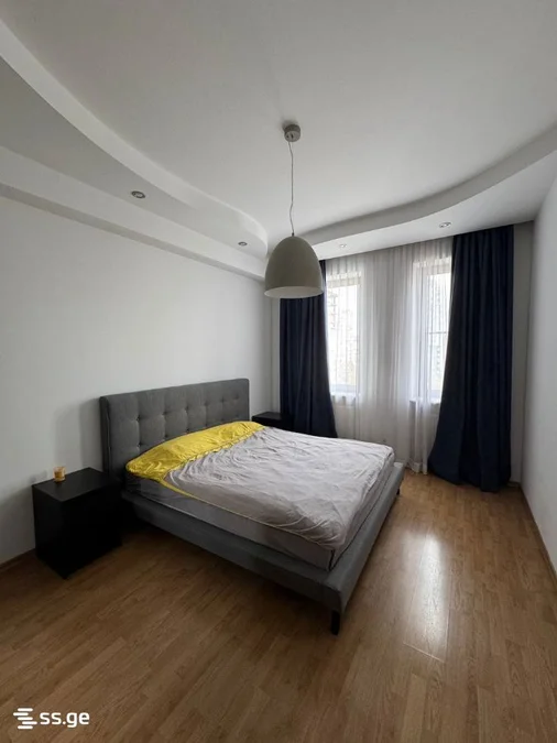 4 room Flat For Rent. Vake