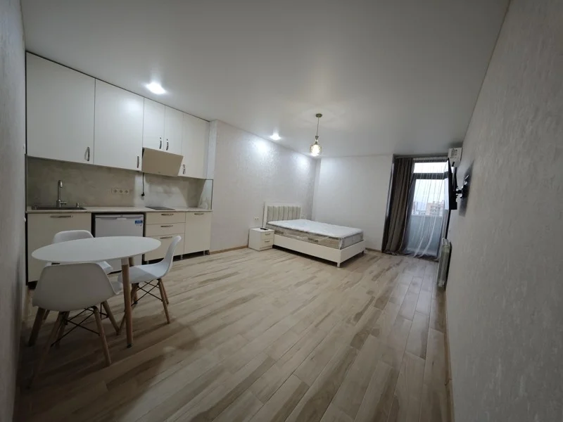 White House: Студия, 39.0 м²