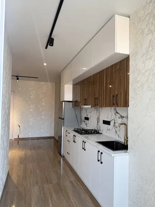 2-комнатная квартира, Новый Бульвар, $400