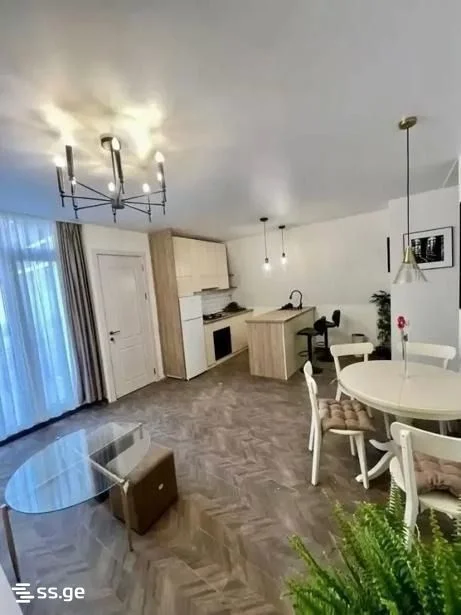 Коммерческое помещение на Pekini Ave . Saburtalo