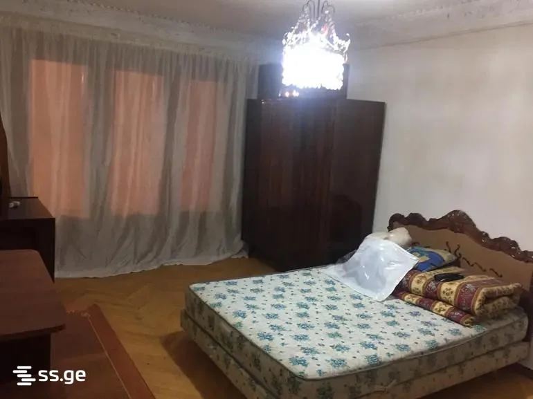 3-комнатная квартира в Тбилиси
