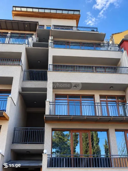 4 room Flat For Rent. Vake