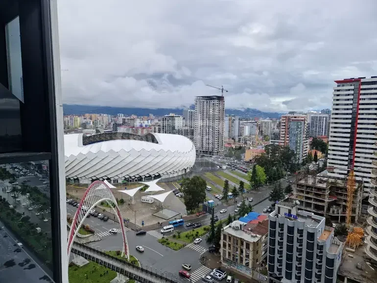 1+1 на Blue Sky Tower Тбель Абусеридзе ул. 13 ხიმშიაშვილის უბანი