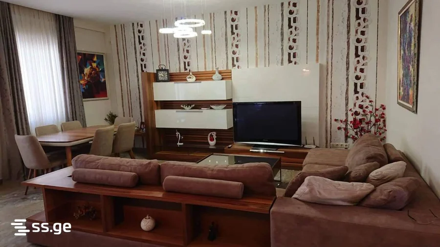 3-комнатная квартира в Тбилиси