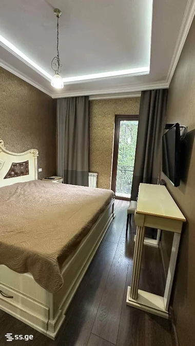 Коммерческое помещение на К. Гамсахурдия ул. 24 Old Batumi District
