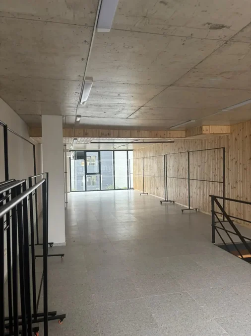 Коммерческое помещение 184 кв.м на улице Агмашенебели, $1800