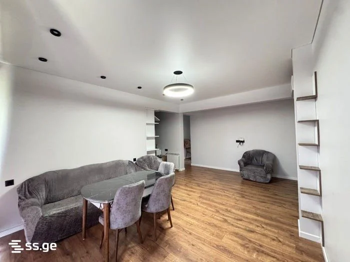 3 room Private House For Rent