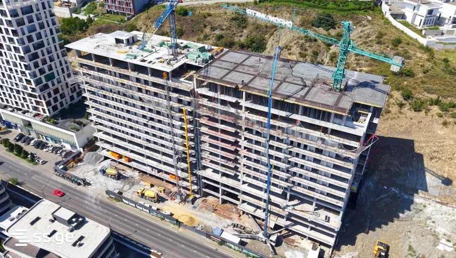 3-комнатная квартира в Тбилиси