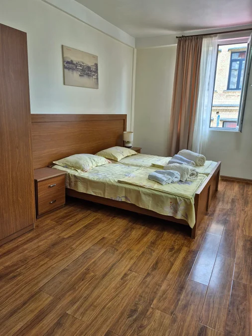 Студия рядом с Пьяцца, $400