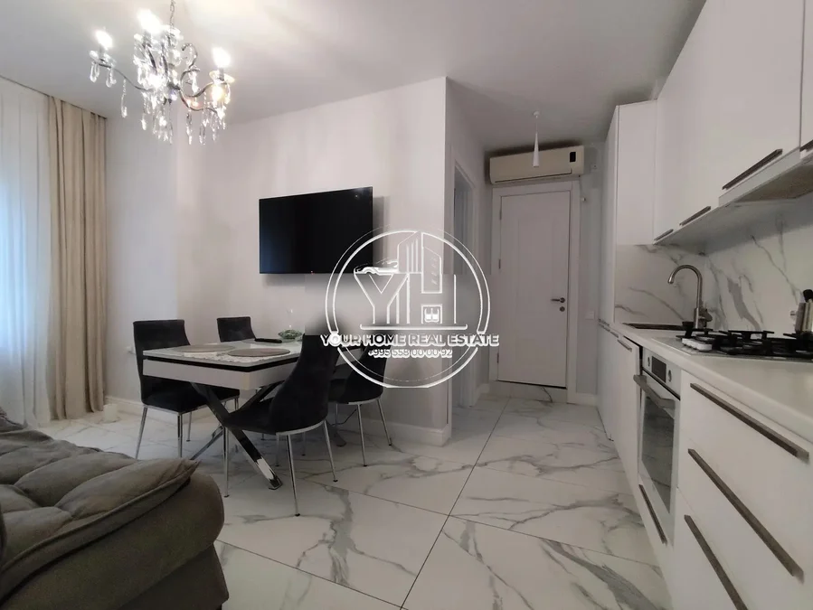 3-комнатная квартира на улице Инасаридзе, 70 м²