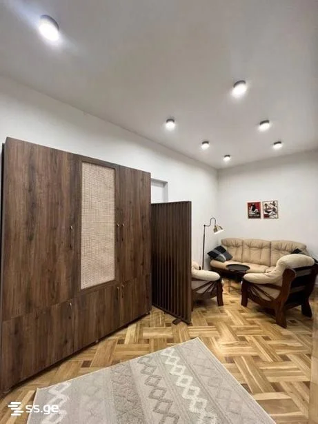 2 room Flat For Rent. Vake