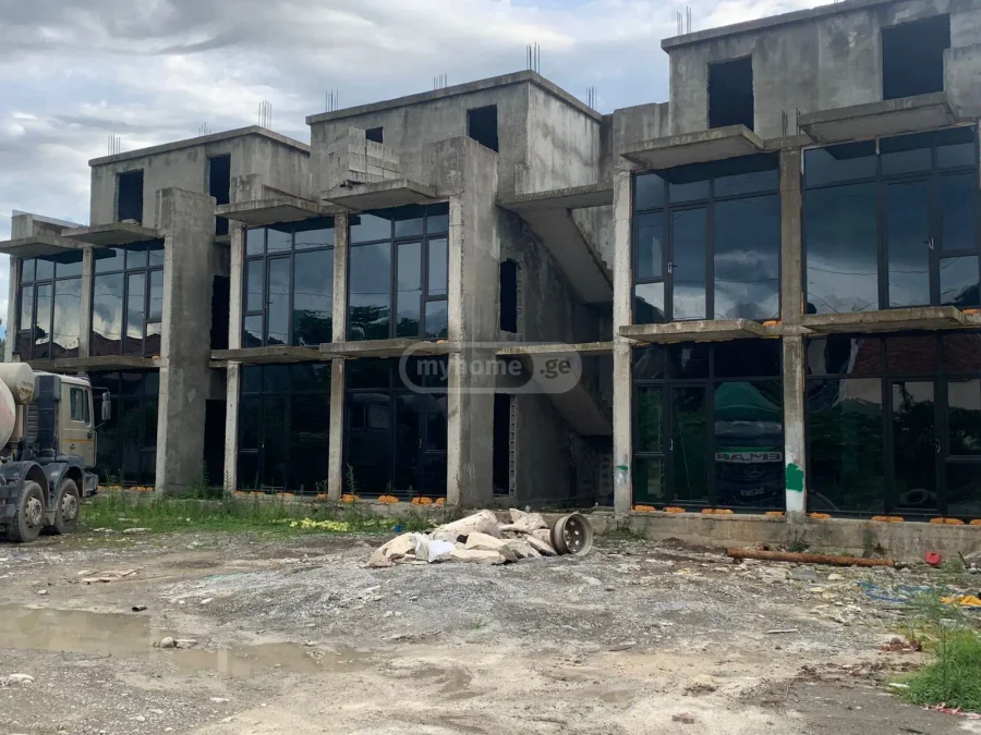 7-комнатный частный дом в районе Кахабри