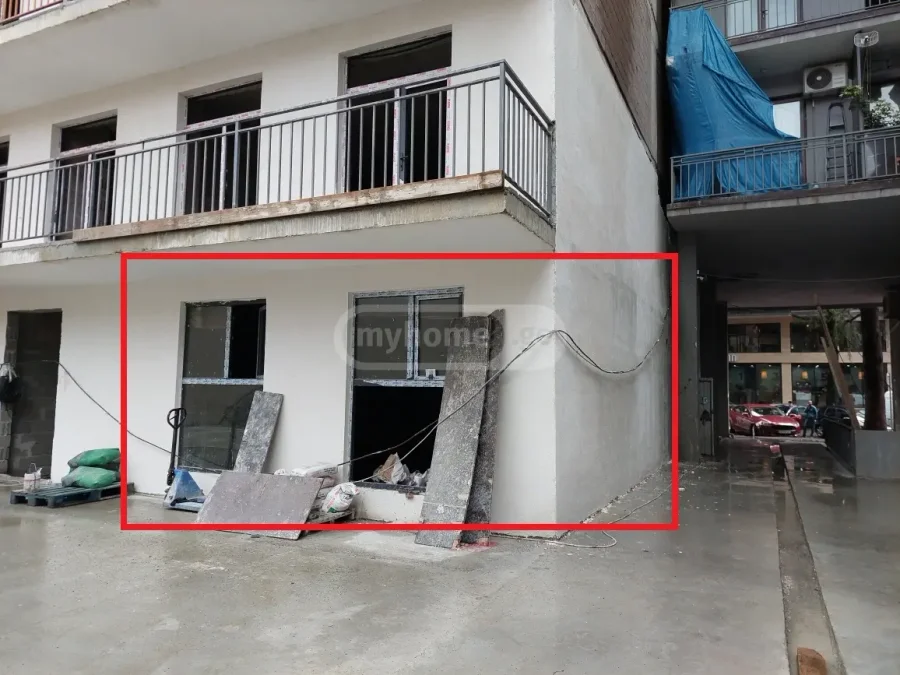 Commercial space For Sale