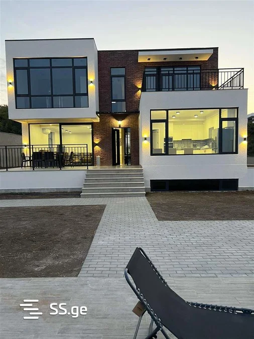 6 room Private House for sale. Tkhinvala