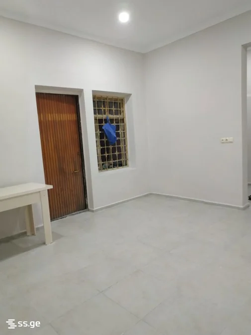 Commercial space For Rent