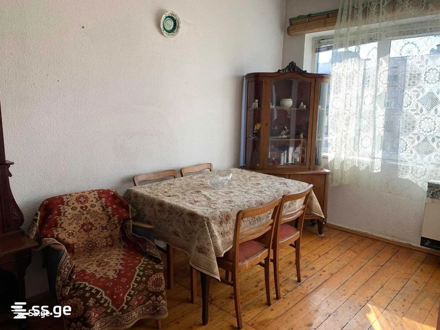 2 room Flat for rent. Isani