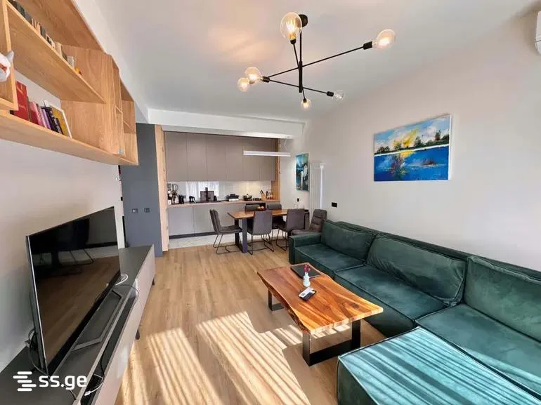 2 room Flat For Sale. Lisi lake