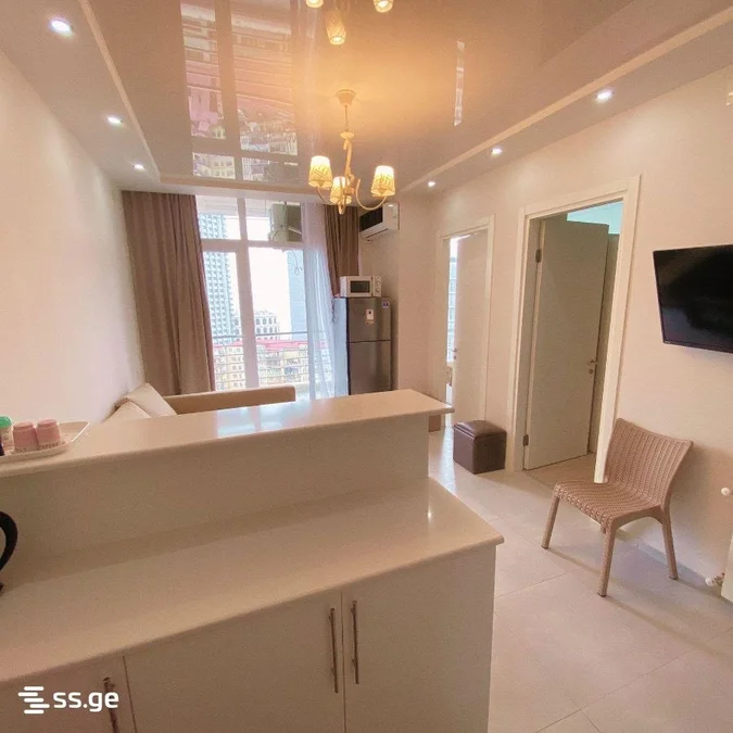 3-комнатная квартира, Пиросмани 18Д, $800