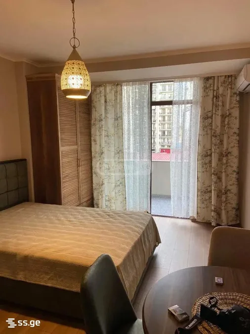 Студия 35 кв.м на ул. Лермонтова, $500