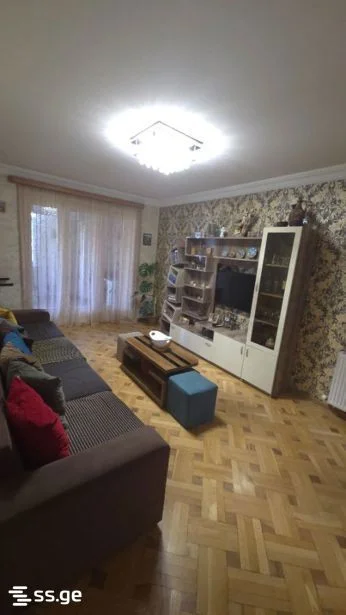 4-комнатная квартира Продаётся. Сабуртало