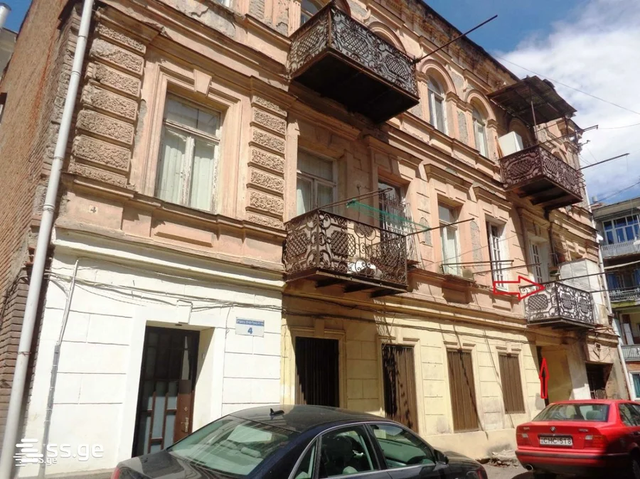 3-комнатная квартира в Тбилиси