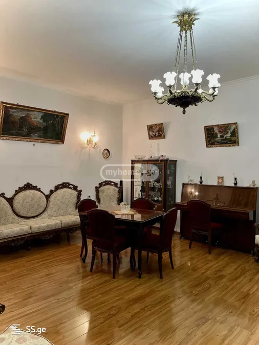 4-комнатная квартира на продажу. Дидубе
