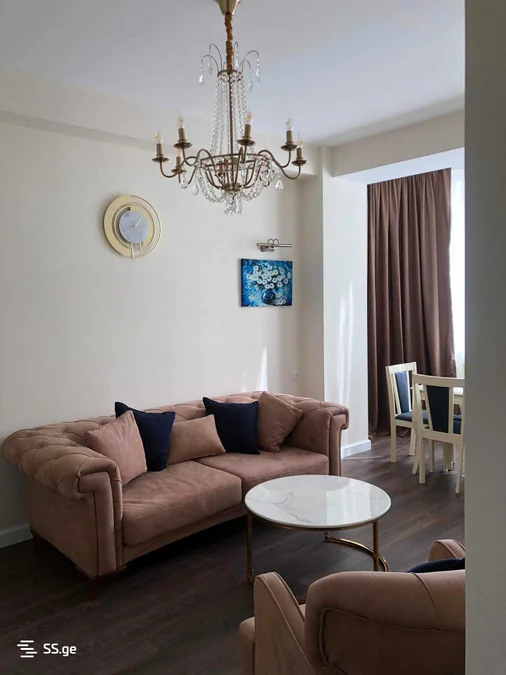 3 room Flat For Rent. Vake