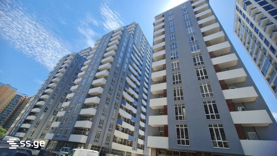 1+1 на Шосе Аэропорта 1 Airport District