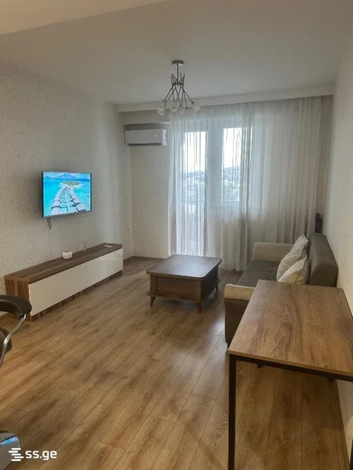 Арчи Исани: 2-комнатная, 55,0 м²