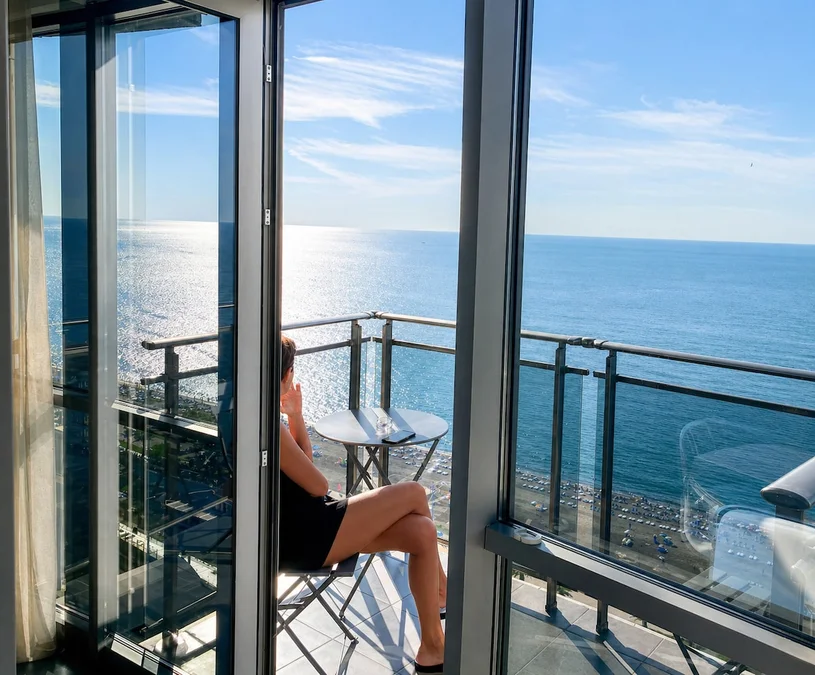 2BR Beachfront Luxury Suite | Панорамный вид на море