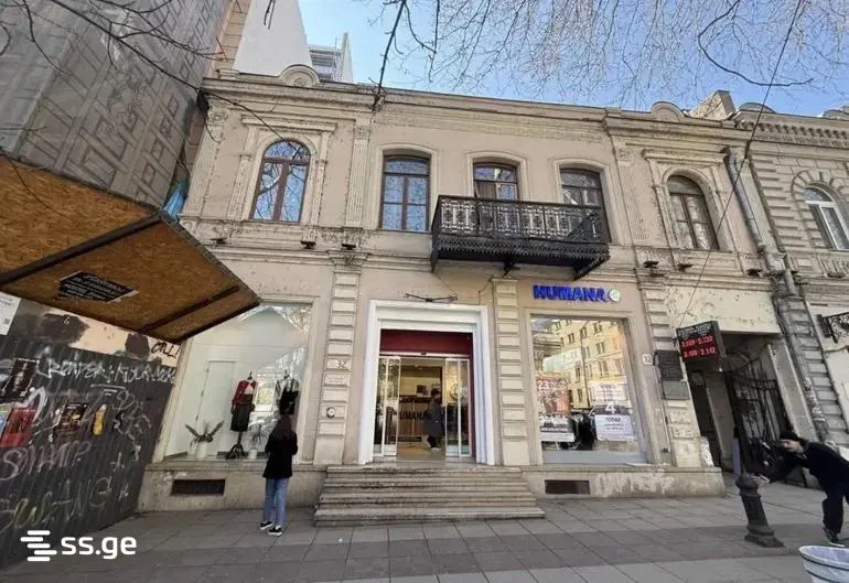 3-комнатная квартира сдаётся. Мтацминда