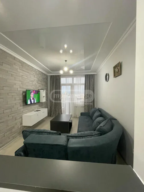 1+1 в центре , $600