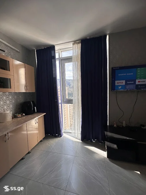 3 room Flat For Sale. Isani