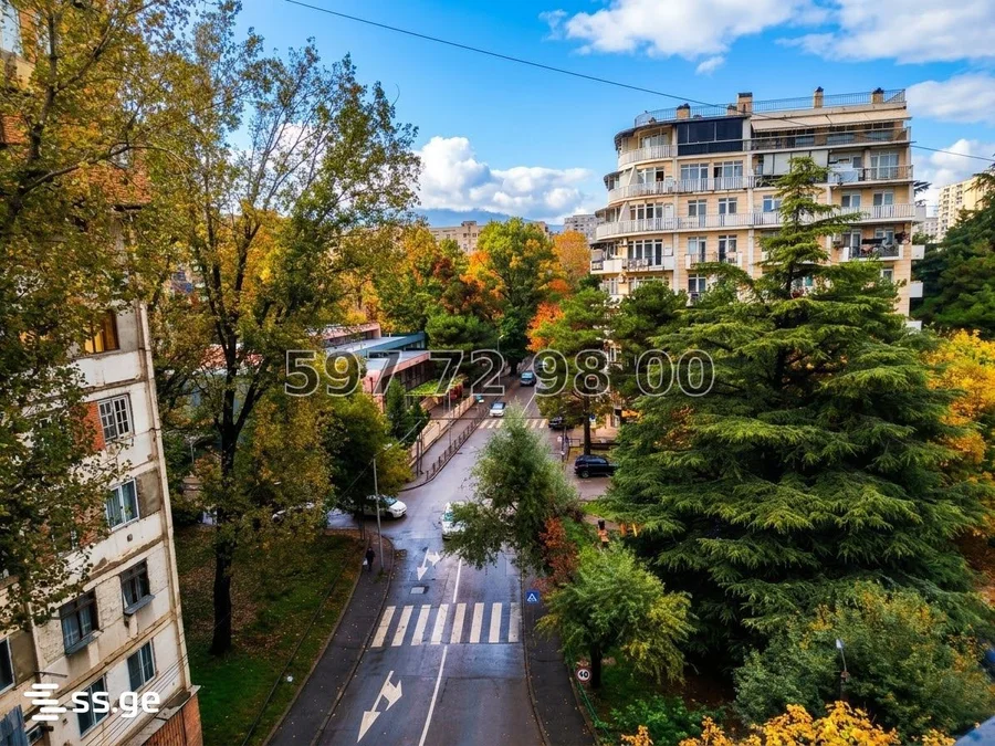 3-комнатная квартира в Тбилиси