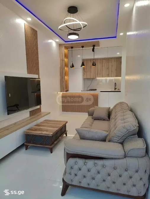 1+1 на R. Nizharadze st. 15 Airport District